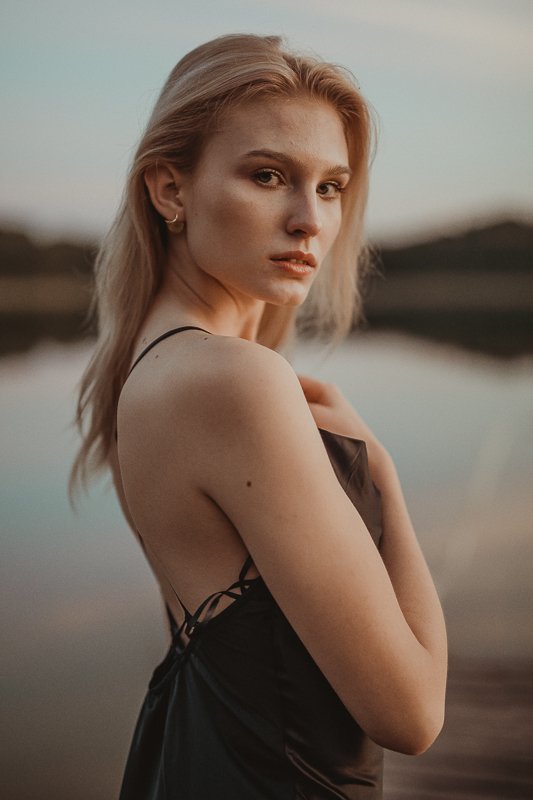 laura kobieca